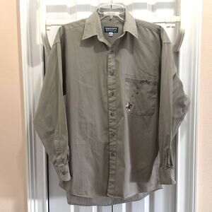Snoopy & Friends 
Men’s button down shirt Size 15 32/33 
(Small to slim Medium)